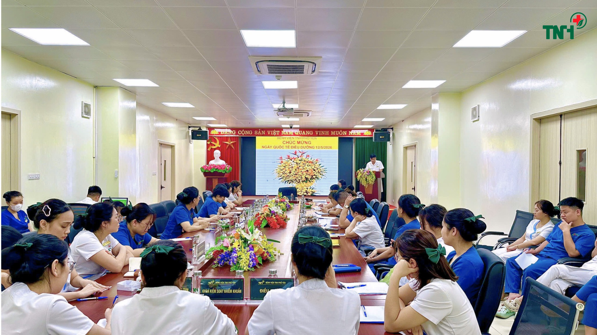 BỆNH VIỆN TNH PHỔ YÊN TỔ CHỨC GẶP MẶT CHÀO MỪNG KỶ NIỆM 61 NĂM NGÀY QUỐC TẾ ĐIỀU DƯỠNG