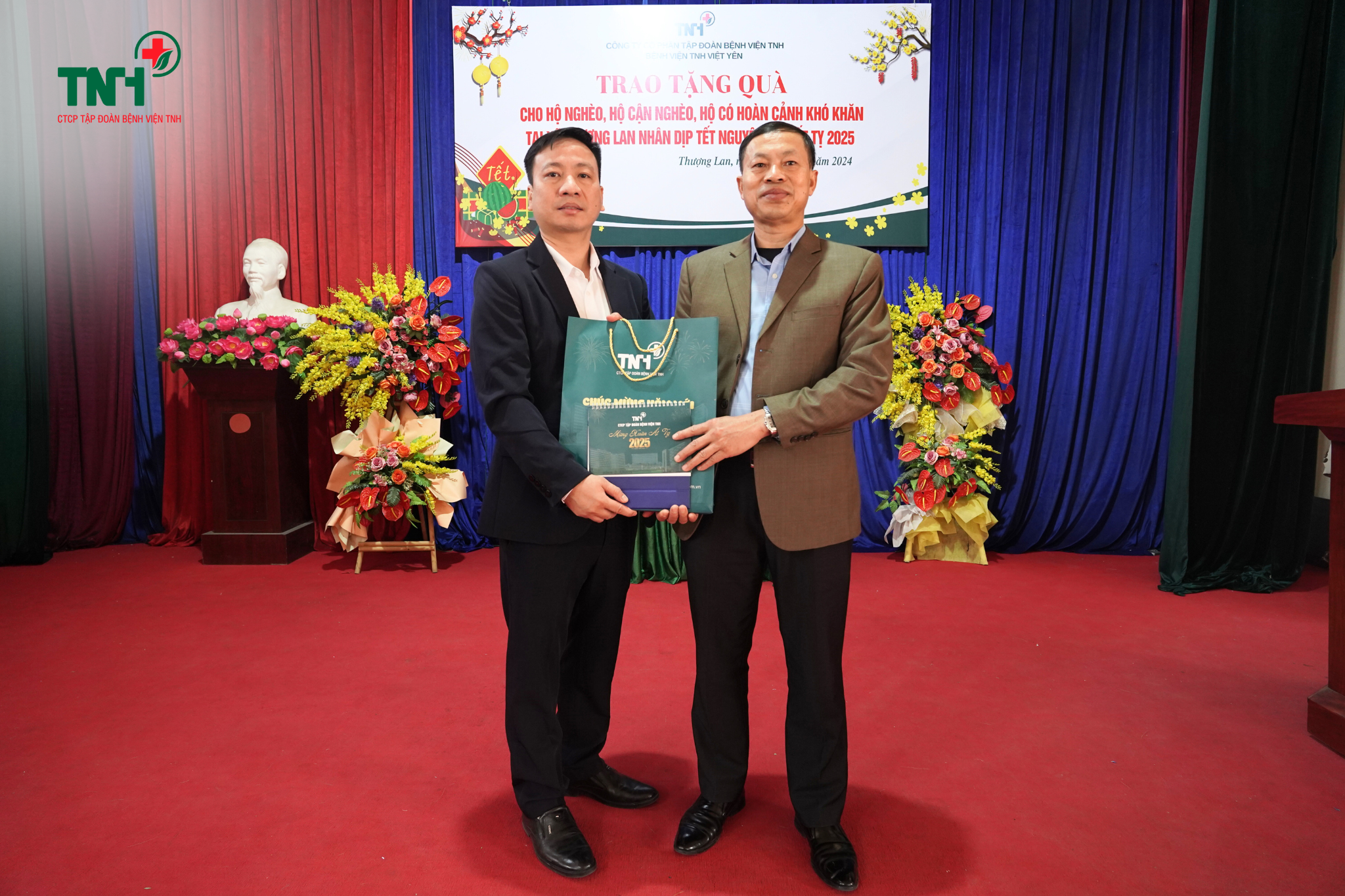 BỆNH VIỆN TNH VIỆT YÊN (TRỰC THUỘC CTCP TẬP ĐOÀN BỆNH VIỆN TNH) TỔ CHỨC HOẠT ĐỘNG THIỆN NGUYỆN Ý NGHĨA TRƯỚC THỀM TẾT NGUYÊN ĐÁN ẤT TỴ 2025